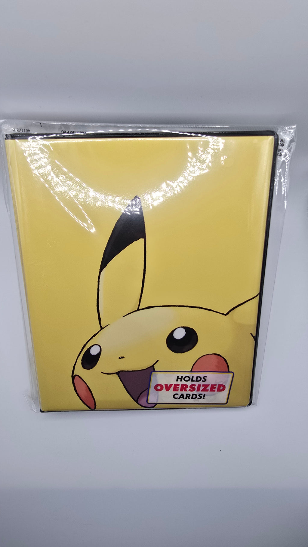 Ultra Pro - Pikachu 4-Pocket Portfolio für Pokémon Karten